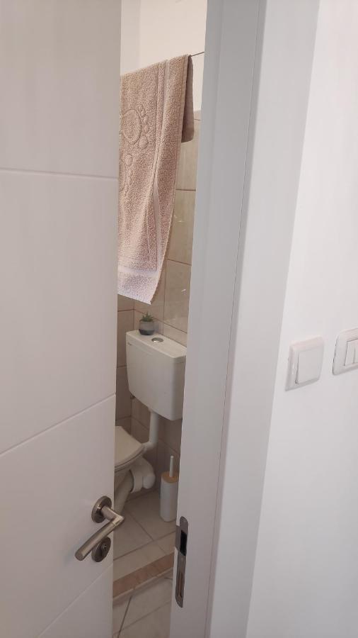 Appartement אחת ויחידה - One & Only à Ma'alot-Tarshiha Extérieur photo